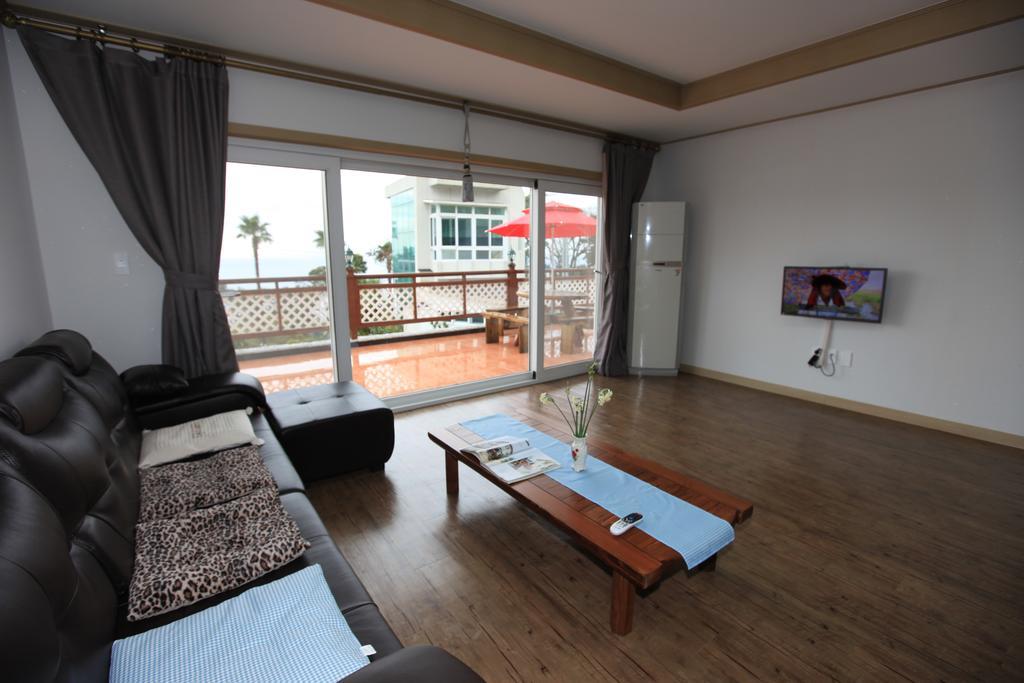 Good Day Pension Seogwipo Quarto foto